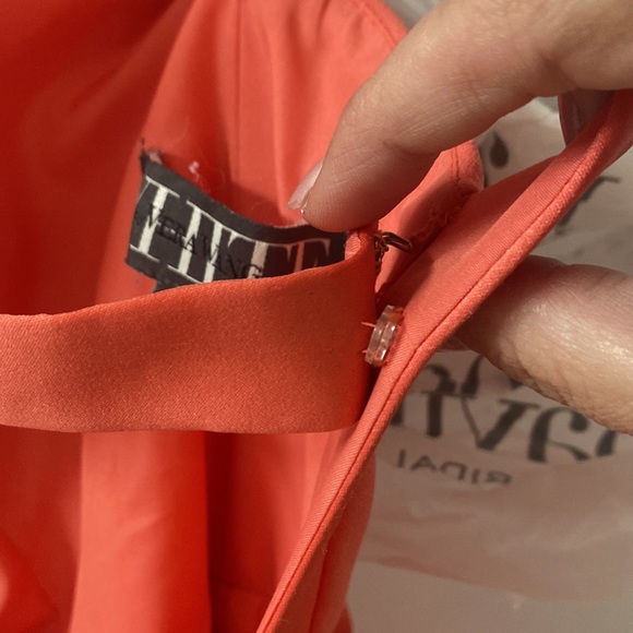 BNWT GORGEOUS Vera Wang White coral gown with belt size 8 - Picture 11 of 14